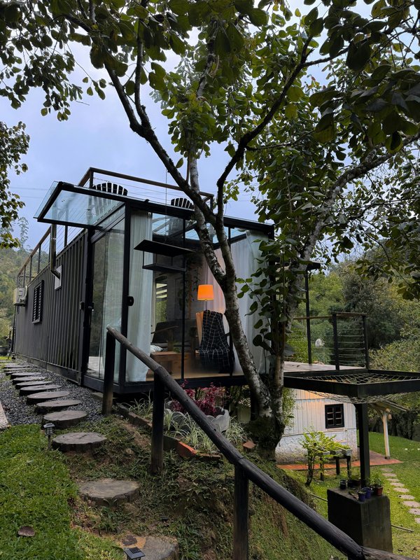 Découvrez les maisons en container : rapidité et économies